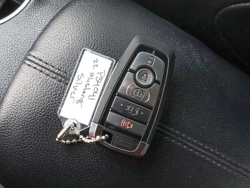 Used 2022 Ford Mustang Premium image 29