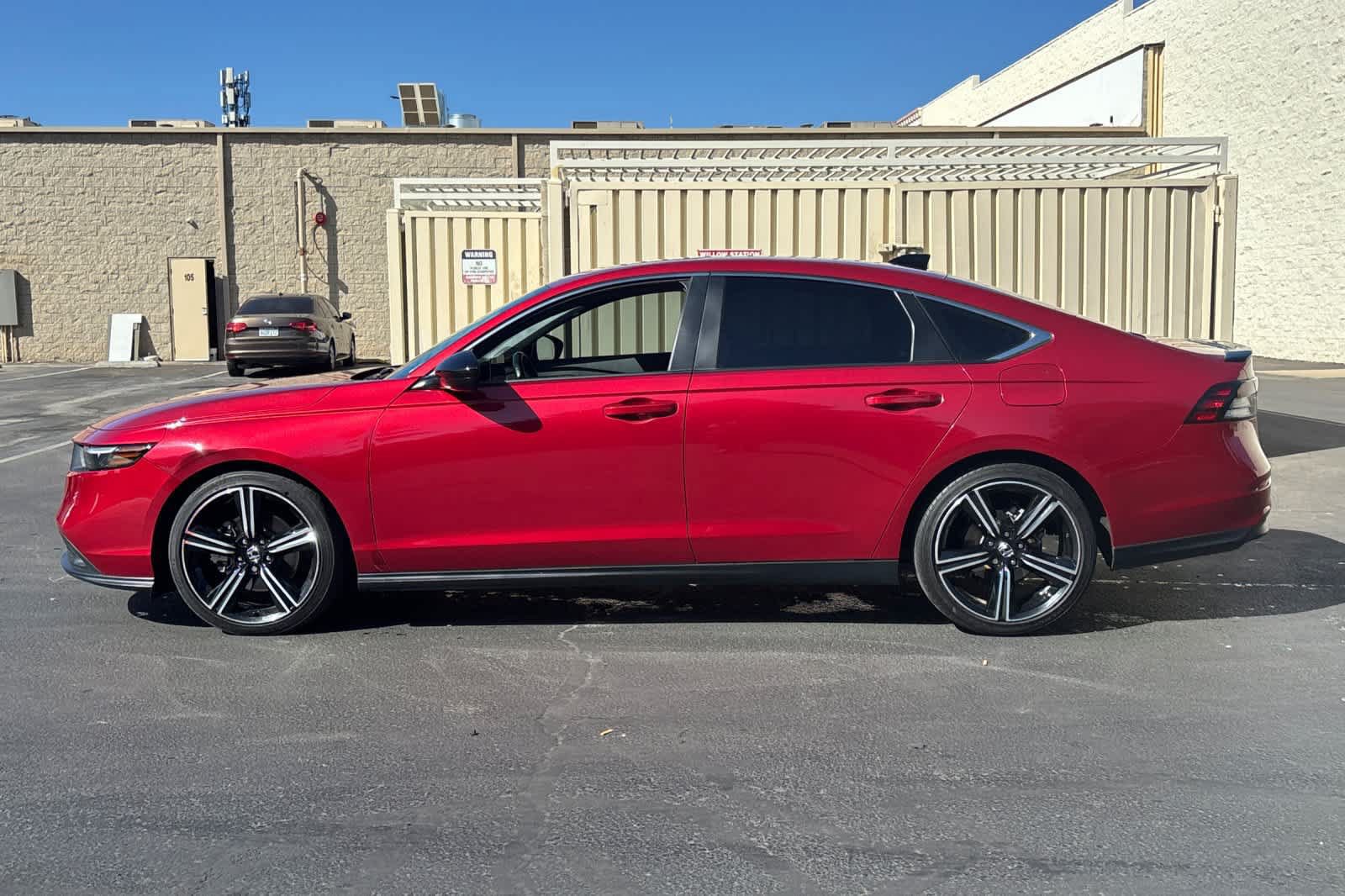Used 2024 Honda Accord Sport image 5