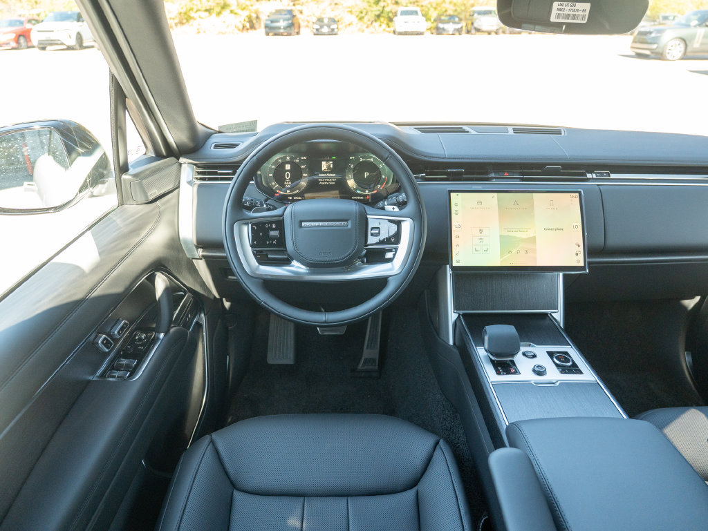New 2027 Land Rover Range Rover Long Wheelbase SE AWD/4WD image 12