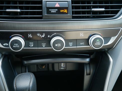 Used 2019 Honda Accord LX image 22