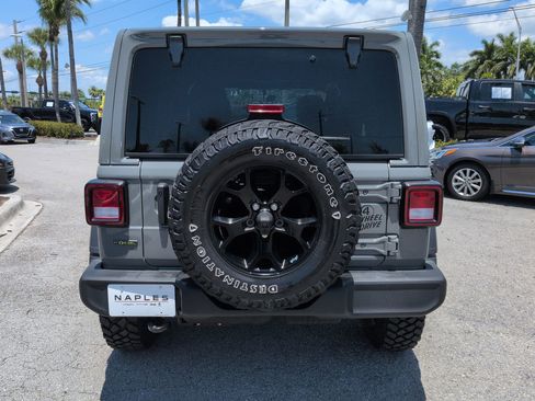 Used 2022 Jeep Wrangler Unlimited Sport AWD/4WD image 6