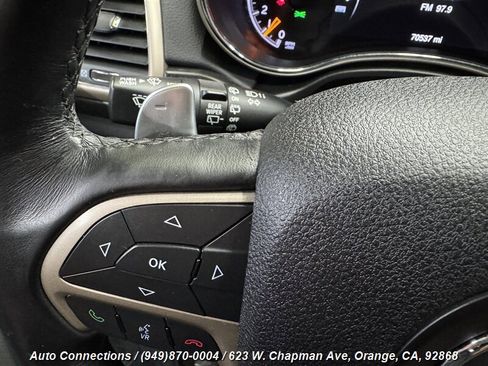 Used 2015 Jeep Grand Cherokee Laredo w/ Quick Order Package 23E image 14