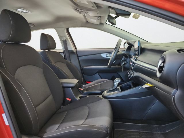 Certified 2024 Kia Forte LXS w/ LXS Technology Package FWD image 22