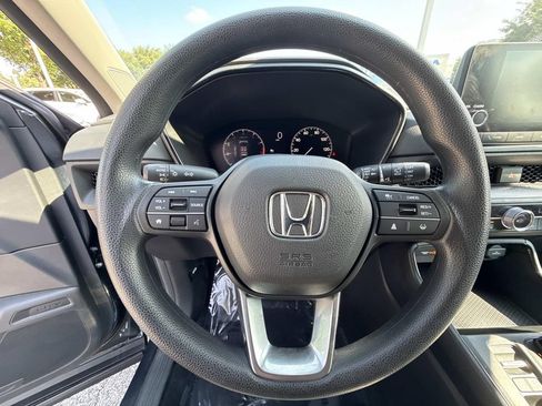 Used 2023 Honda CR-V EX image 12