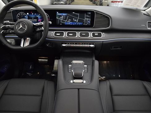Used 2026 Mercedes-Benz GLS 450 4MATIC image 24