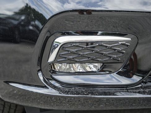 New 2025 Chrysler Pacifica Select image 12