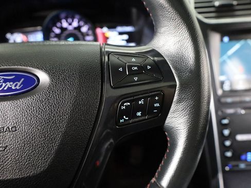 Used 2018 Ford Explorer Sport w/ Equipment Group 401A image 13