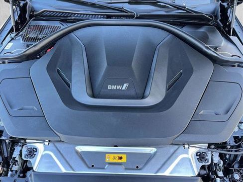 Used 2025 BMW i4 eDrive40 w/ M Sport Package image 24