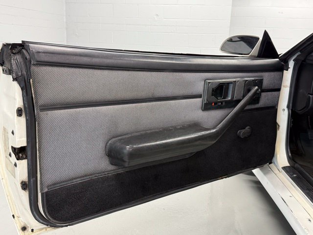 Used 1990 Chevrolet Camaro RS RWD image 14
