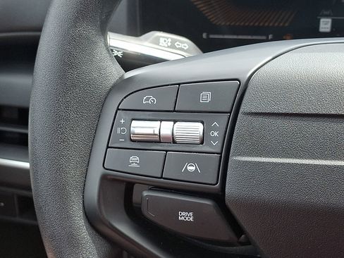 Certified 2025 Kia K4 FWD image 22