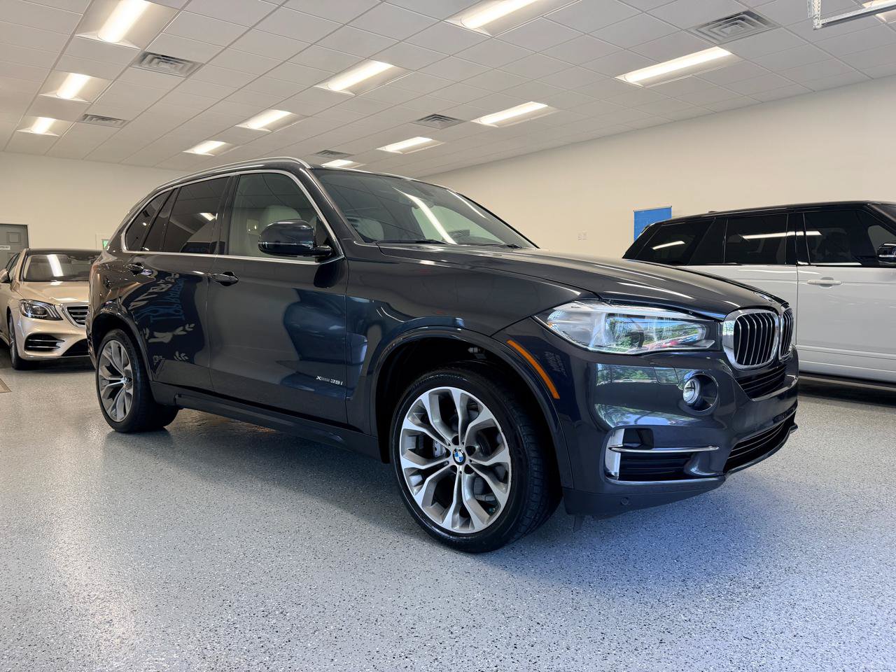 Used 2017 BMW X5 xDrive35i AWD/4WD image 10