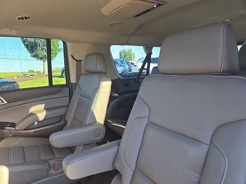 Used 2020 GMC Yukon XL Denali w/ Denali Premium Package AWD/4WD image 33
