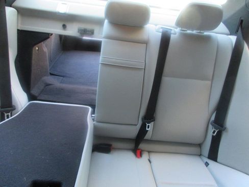 Used 2013 Mercedes-Benz C 350 Sport image 35