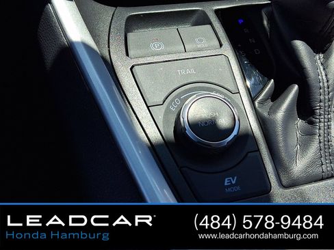 Used 2025 Toyota RAV4 XLE w/ Convenience Package AWD/4WD image 26
