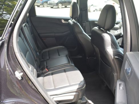 Used 2023 Ford Escape Platinum AWD/4WD image 21