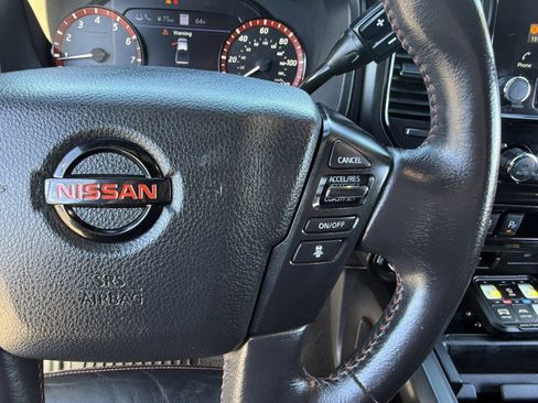 Used 2021 Nissan Titan PRO-4X w/ Pro-4x Convenience Package image 27