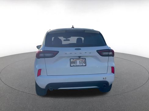 Used 2023 Ford Escape ST-Line image 12