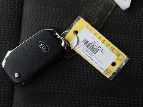 Used 2021 Kia Sportage LX FWD image 30