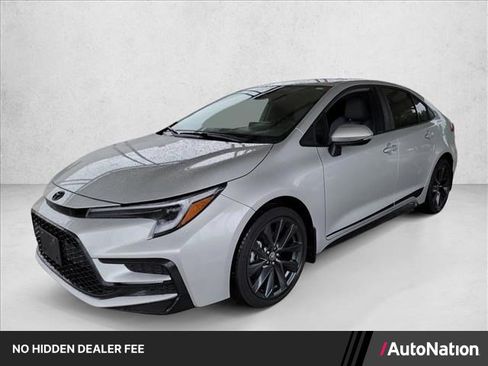 Used 2026 Toyota Corolla SE FWD image 1