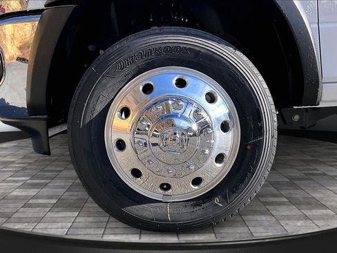 New 2026 RAM 5500 Tradesman AWD/4WD image 11