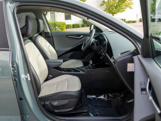 Certified 2023 Kia Niro SX Touring FWD image 10