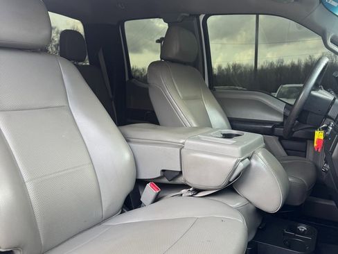 Used 2017 Ford F150 XL w/ Equipment Group 101A Mid image 11