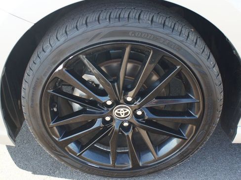 Used 2023 Toyota Camry XSE image 24