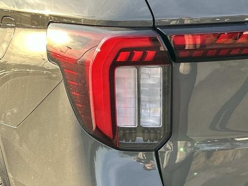 New 2026 Ford Explorer ST-Line w/ ST-Line Street Pack image 11