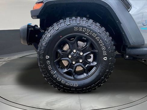 Used 2023 Jeep Wrangler Unlimited w/ Cold Weather Group AWD/4WD image 36