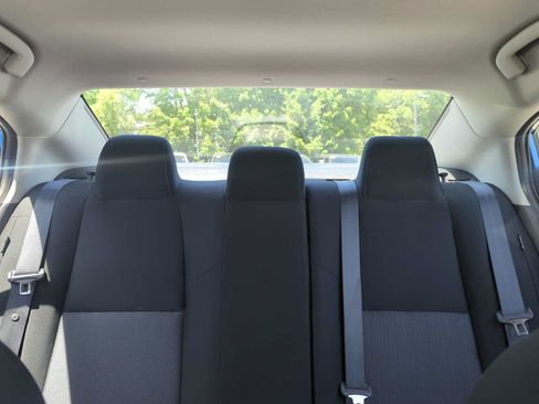 Used 2025 Nissan Sentra SV w/ All-Weather Package FWD image 27