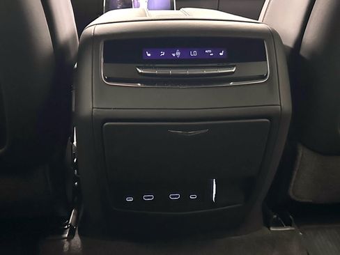 Used 2026 Cadillac Escalade Platinum Sport w/ LPO, ONYX Package AWD/4WD image 46