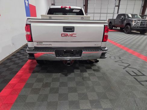 Used 2018 GMC Sierra 2500 SLT w/ Suspension Package, Off-Road AWD/4WD image 19