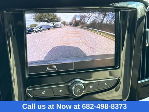 Used 2023 Chevrolet Traverse LS image 25