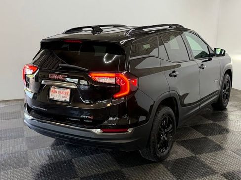 Used 2022 GMC Terrain AT4 AWD/4WD image 9