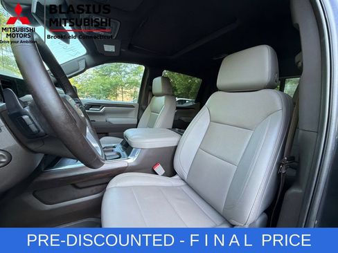 Used 2023 GMC Sierra 1500 SLT w/ SLT Premium Package AWD/4WD image 18