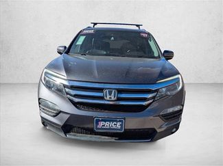 Used 2017 Honda Pilot Touring video 2