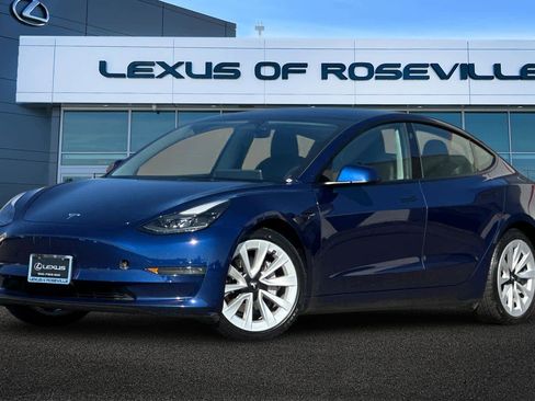 Used 2022 Tesla Model 3 Long Range image 1