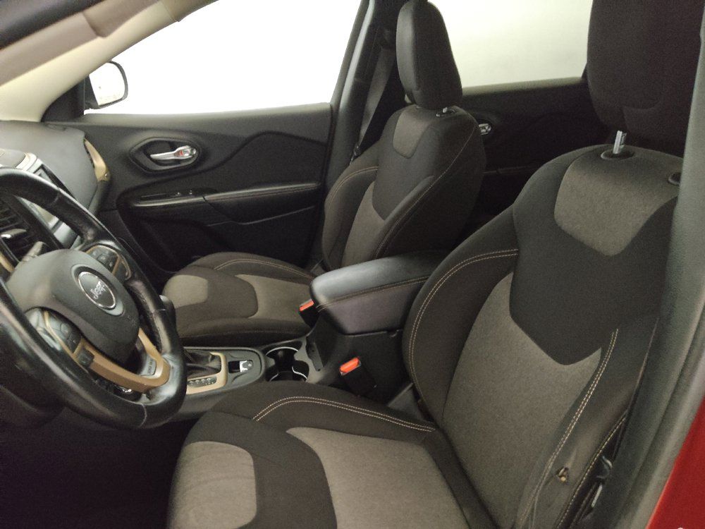 Used 2014 Jeep Cherokee Latitude AWD/4WD image 17