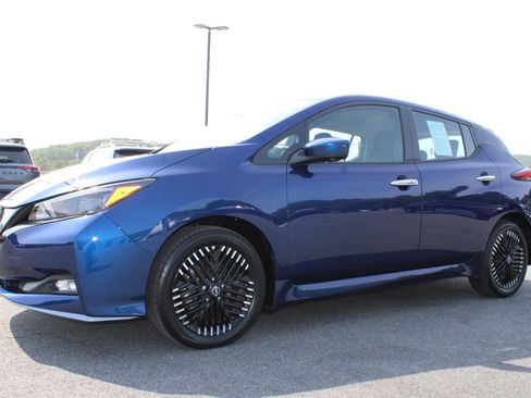 Used 2024 Nissan Leaf SV Plus FWD image 14