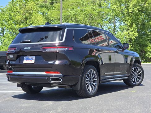 Used 2023 Jeep Grand Cherokee L Summit AWD/4WD image 25