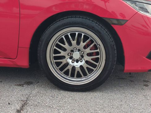 Used 2020 Honda Civic Sport image 10