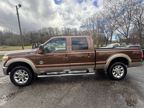 Used 2012 Ford F250 Lariat w/ Lariat Interior Pkg image 1