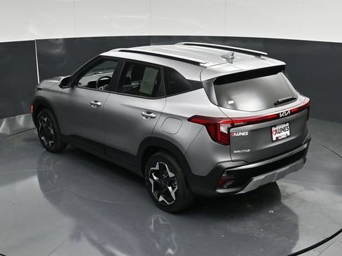 Used 2025 Kia Seltos S FWD image 54