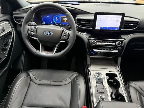 Certified 2023 Ford Explorer ST w/ Equipment Group 401A image 8