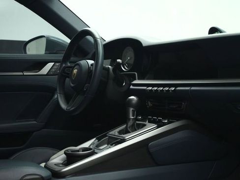 Used 2024 Porsche 911 Carrera S RWD image 34