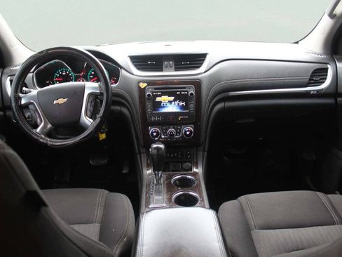 Used 2015 Chevrolet Traverse LT AWD/4WD image 8