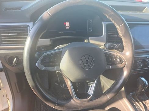 Used 2020 Volkswagen Atlas Cross Sport SEL Premium AWD/4WD image 15