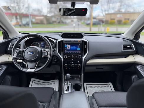 Used 2019 Subaru Ascent Premium image 2