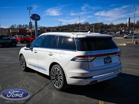 Used 2023 Lincoln Aviator Black Label image 5