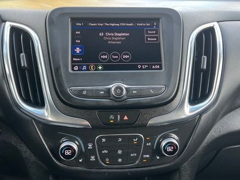 Used 2022 Chevrolet Equinox LT FWD image 26